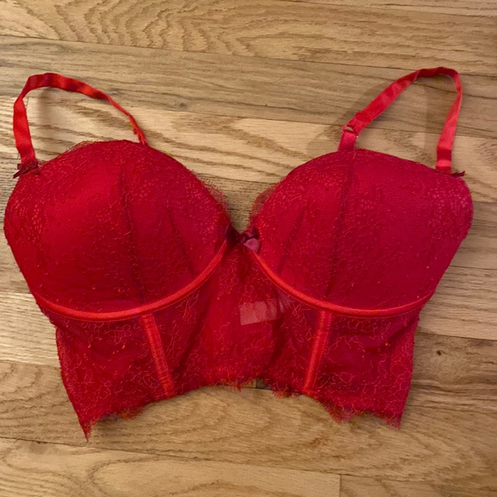 Victoria’s Secret red lace bra 34DD wireless long line bustier style